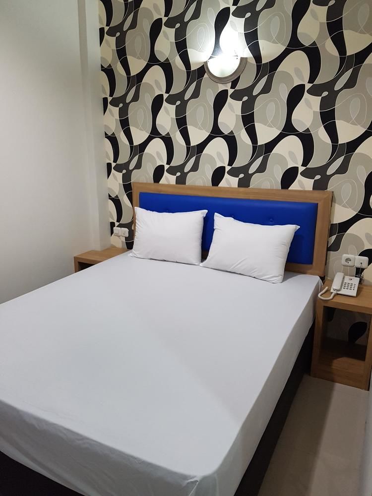Ethan Hotel Kelapa Gading Giacarta Esterno foto
