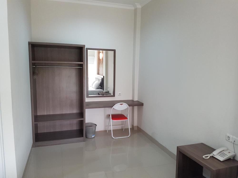 Ethan Hotel Kelapa Gading Giacarta Esterno foto