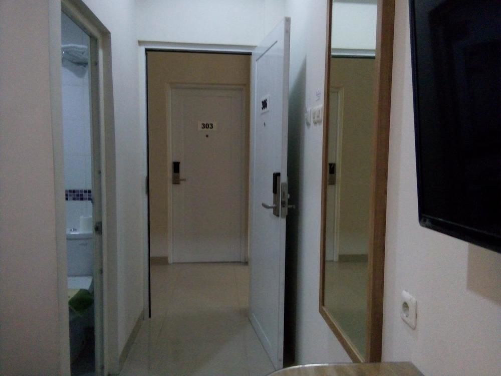 Ethan Hotel Kelapa Gading Giacarta Esterno foto