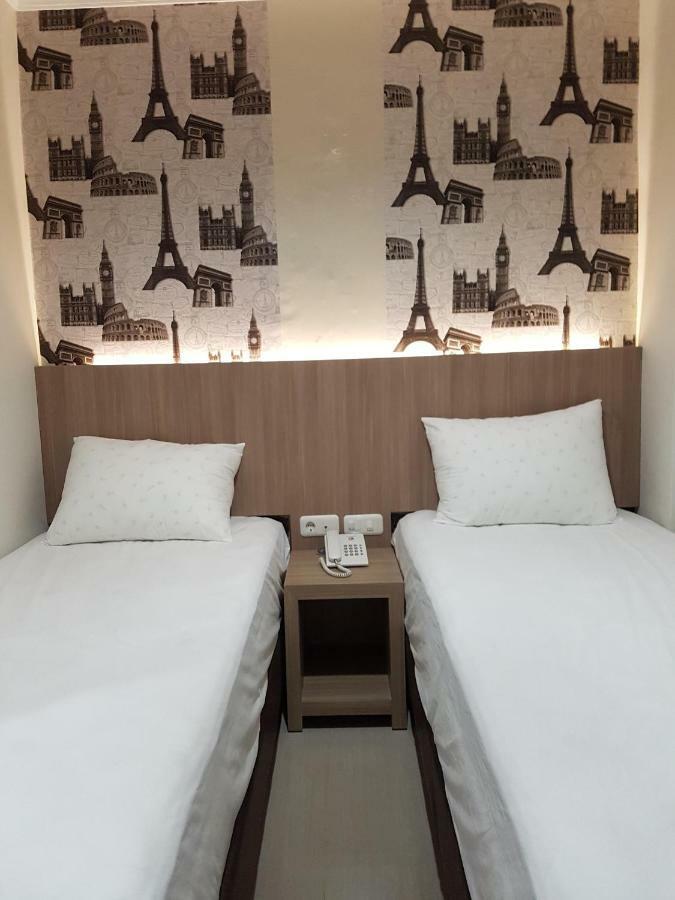 Ethan Hotel Kelapa Gading Giacarta Esterno foto